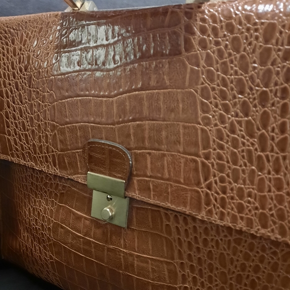 BRIEFCASE/DOCUMENT BAG - Picture 2 of 7